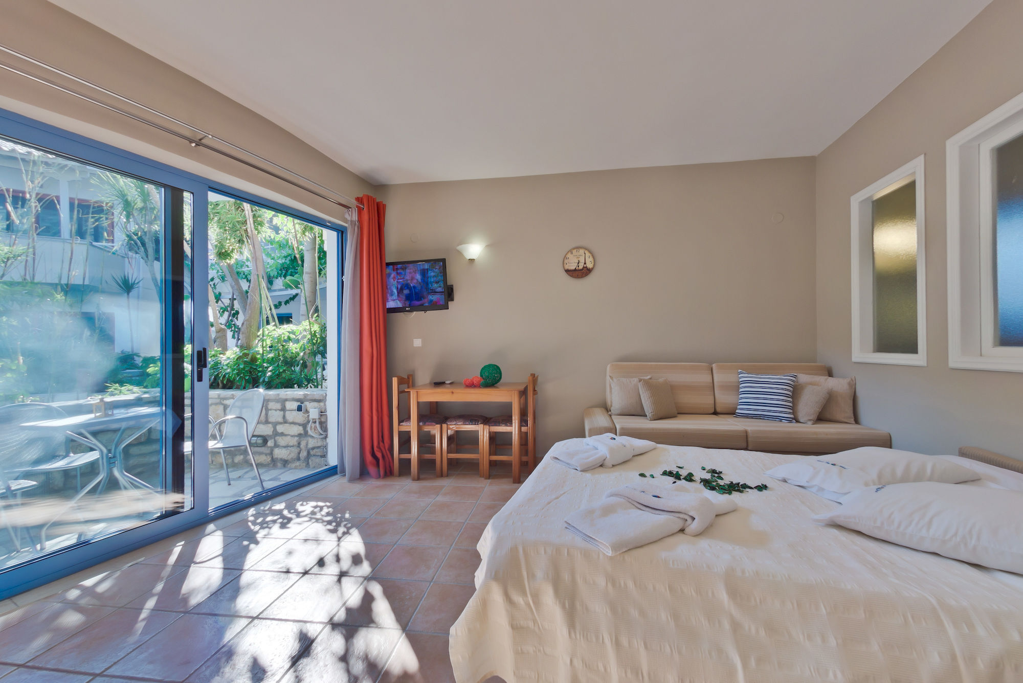 Rouda Bay Beach Hotel Μικρός Γιαλός Εξωτερικό φωτογραφία
